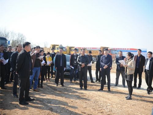 八公山区组织考察团赴田家庵区实地学习