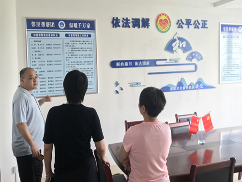 副区长陈福建调研基层公共法律服务工作室建设运行情况