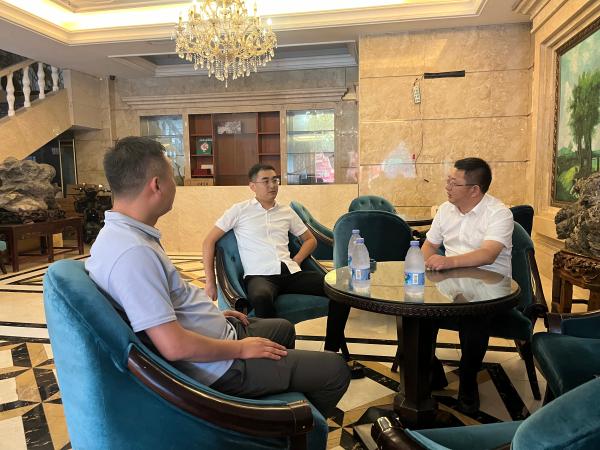 胡汪兴同志深入民营企业开展“大走访”活动