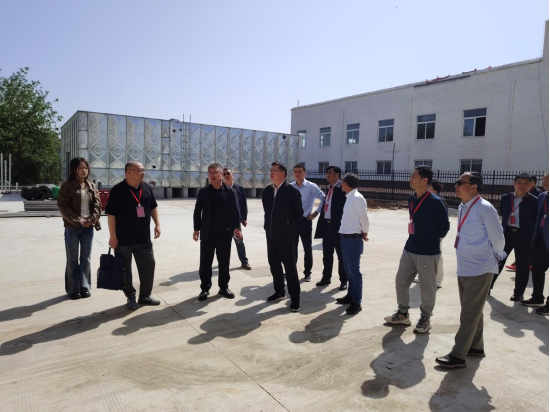 八公山区人大常委会视察园区建设情况