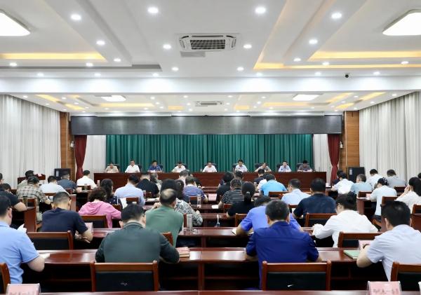 区委常委会扩大会议暨区委党的建设工作领导小组会议召开